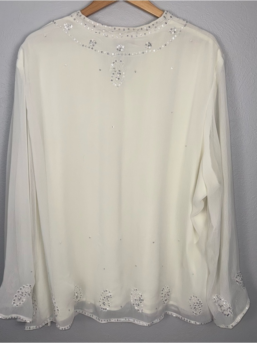 REYA Off White Sequin Long Sleeve V-Neck Top Blouse - Women's 30/32 Boho‎ Chic - Picture 3 of 12